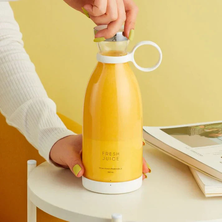 Electric Mini Portable Juicer Blender